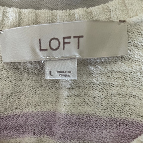 Adorable LOFT sweater - Picture 2 of 3